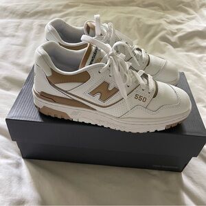 New Balance 550 Sneakers in White/Incense